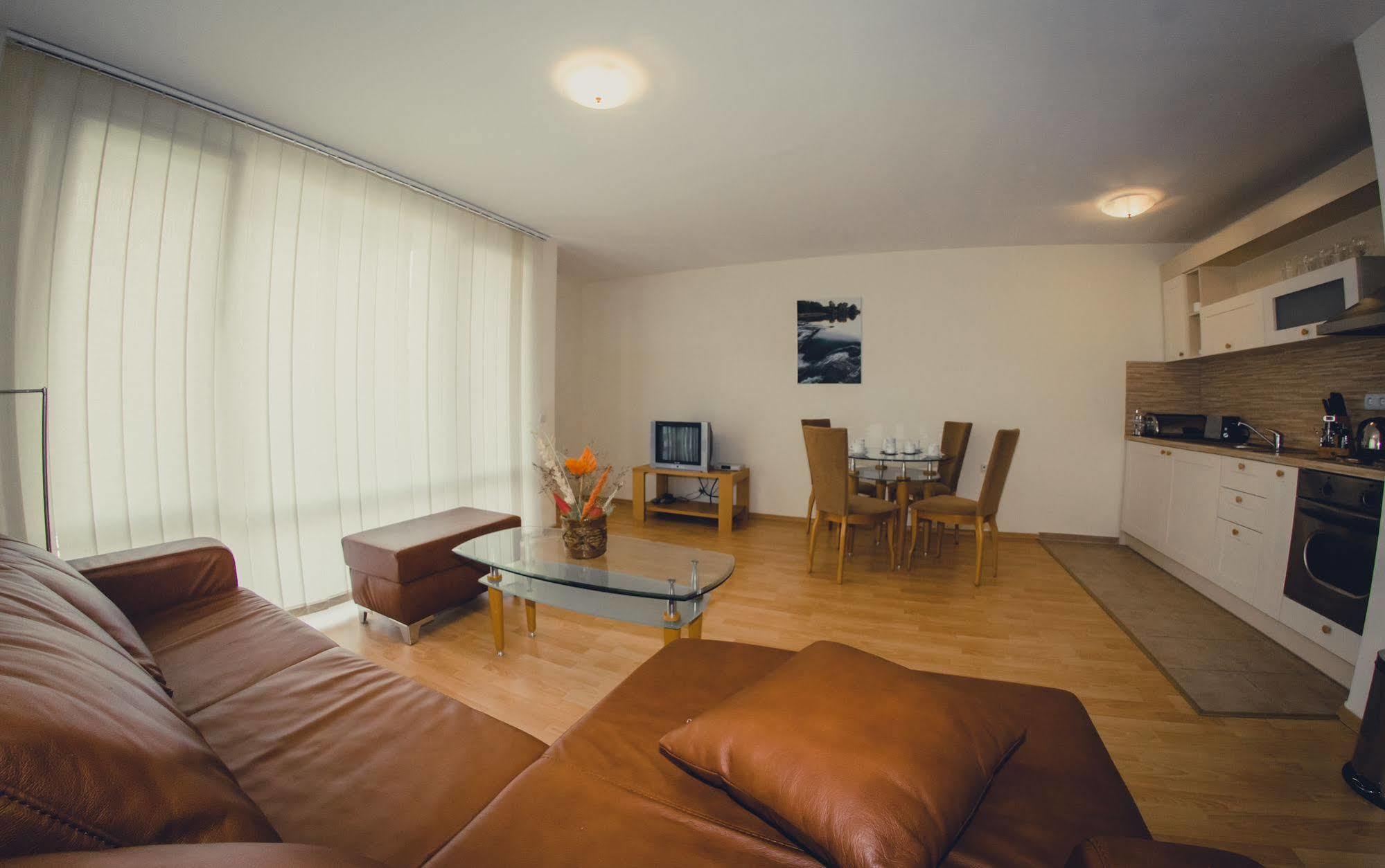 Gt Green Fort Beach Apartments サニービーチ エクステリア 写真